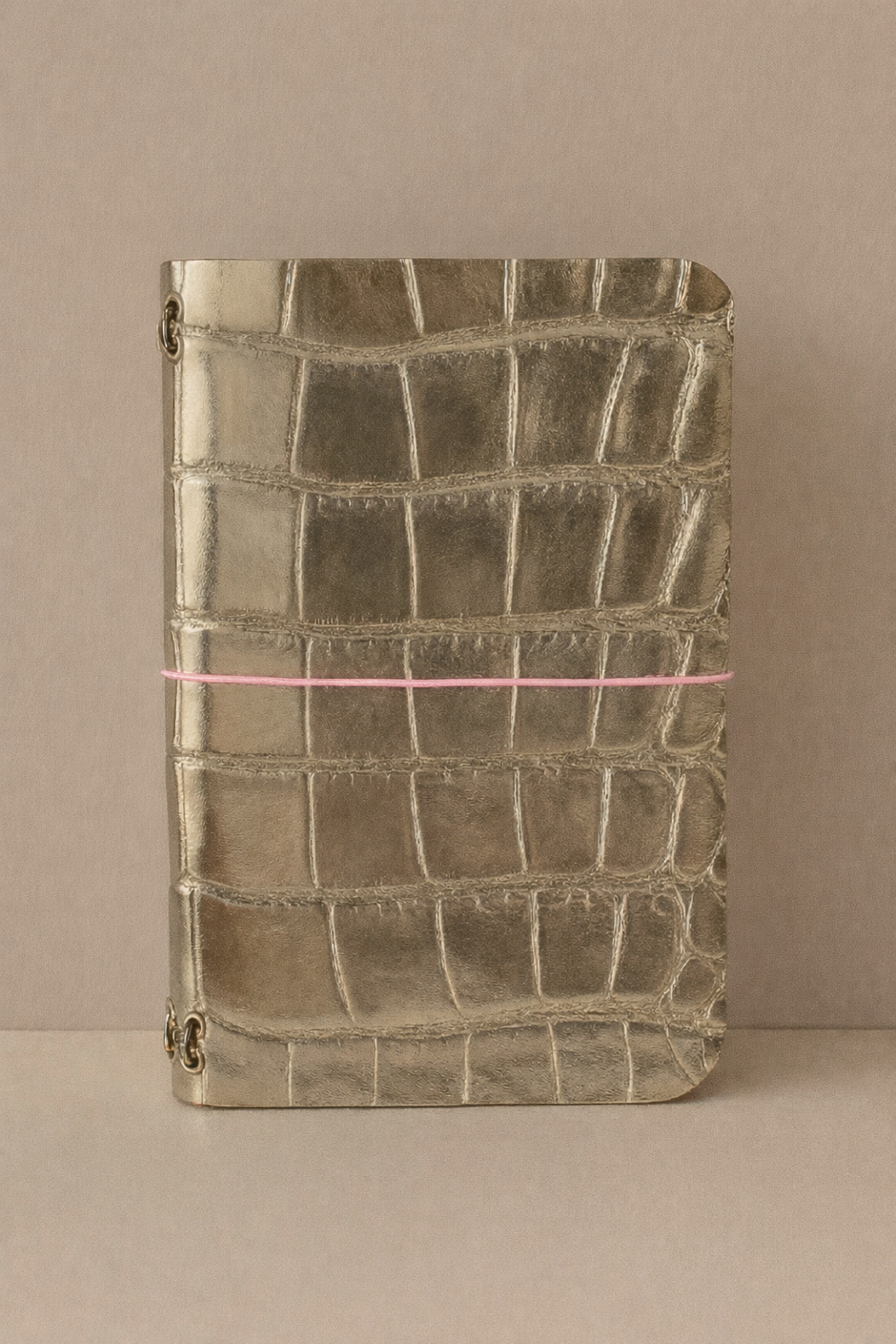 B7 Cusotm journal “GG” charms